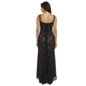 Elegant Black Lace Sleeveless Evening Gown By Nightway Size 8